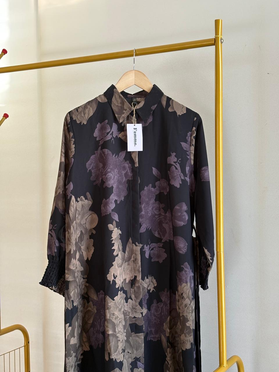 Charcoal Rose Longline Shirt Dress – Elegant floral print in soft grey tones.