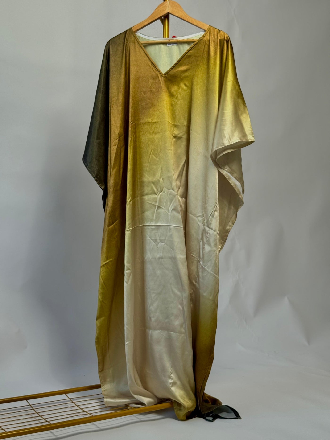 Premium Satin Ombre Kaftan – Elegant Comfort Wear