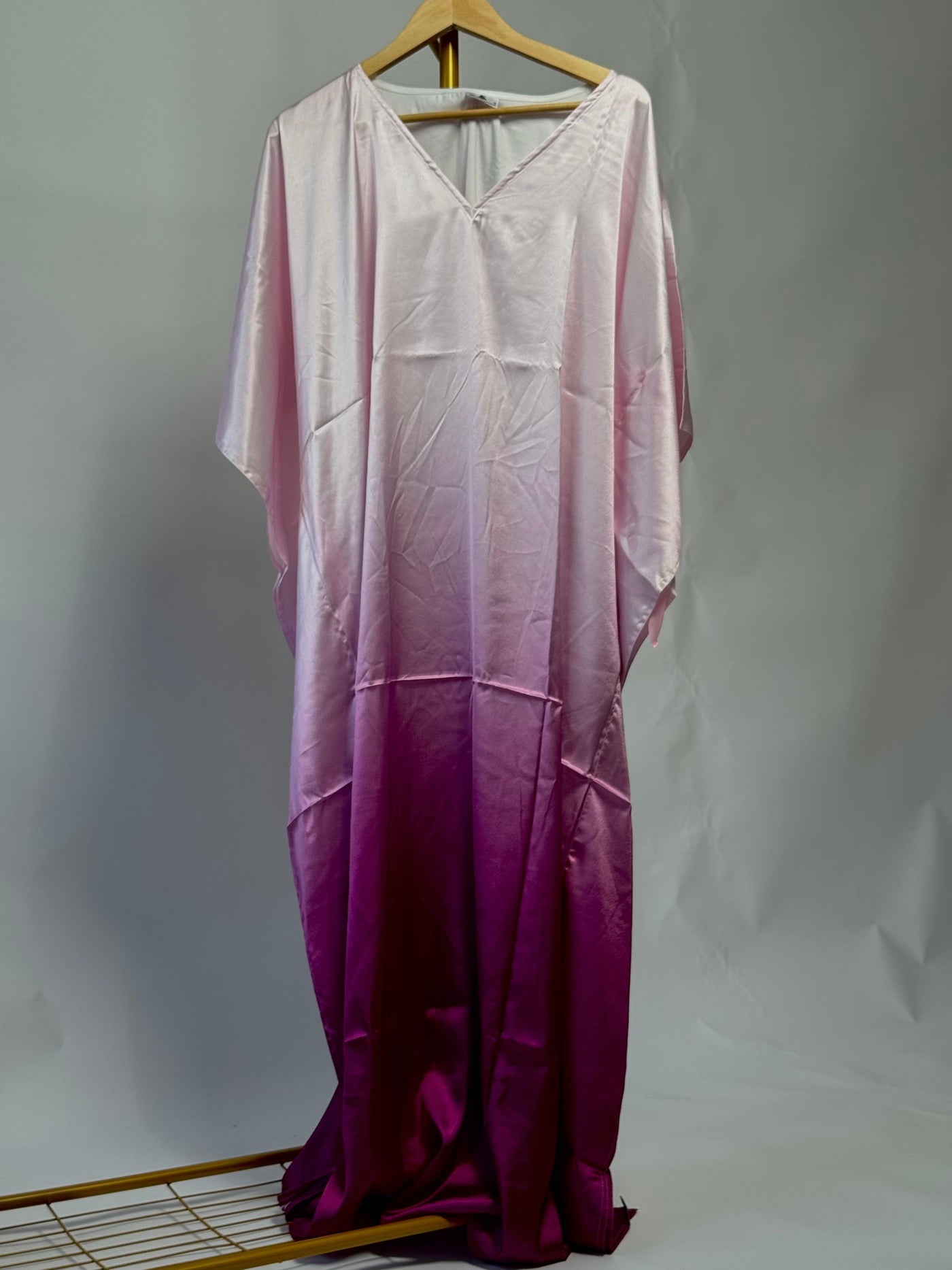 Premium Satin Ombre Kaftan – Elegant Comfort Wear