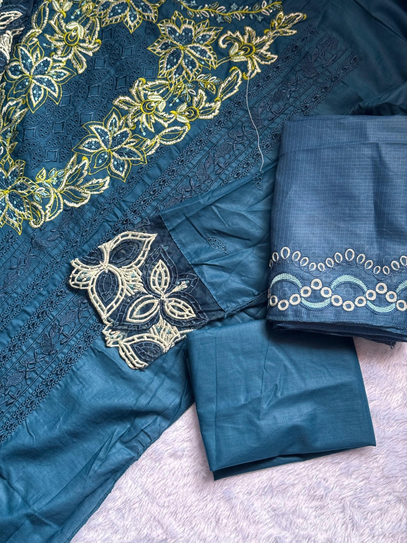 Threaded Beauty in Teal